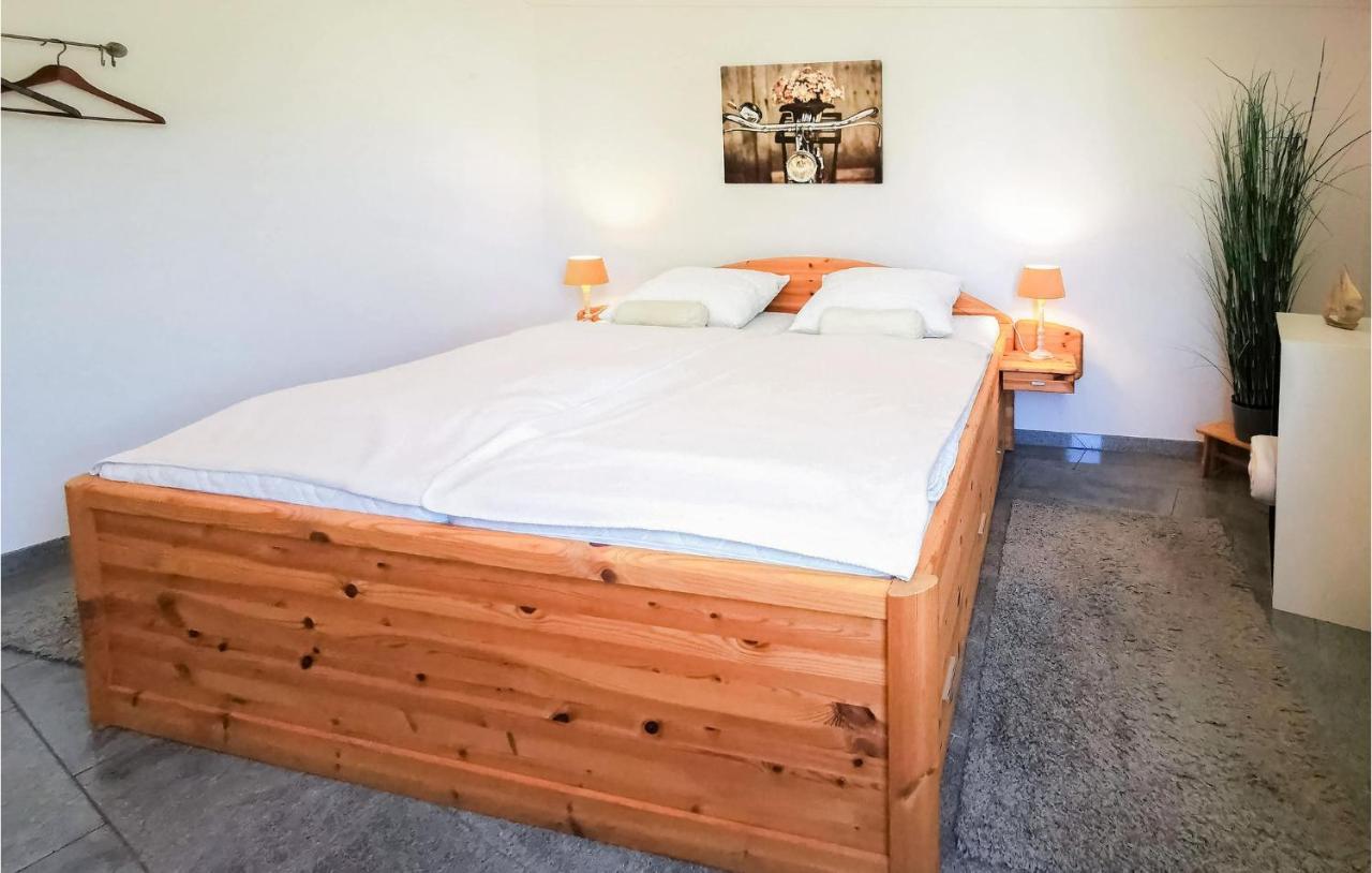 2 Bedroom Gorgeous Home In Lemmer Luaran gambar
