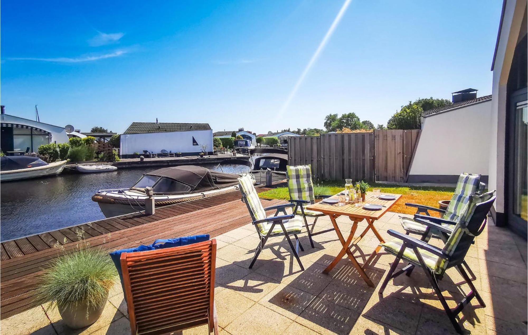 2 Bedroom Gorgeous Home In Lemmer Luaran gambar